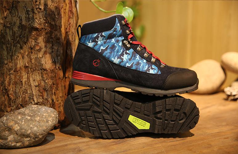 思凯乐户外情侣印花徒步鞋男女中高帮防水登山鞋x7098304x7198304
