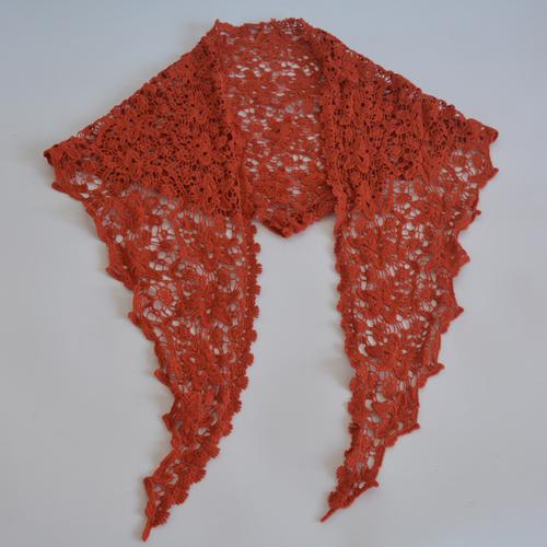 小碎花镂空钩花围巾女春秋棉麻三角披肩外搭裙子蕾丝休闲装饰韩系