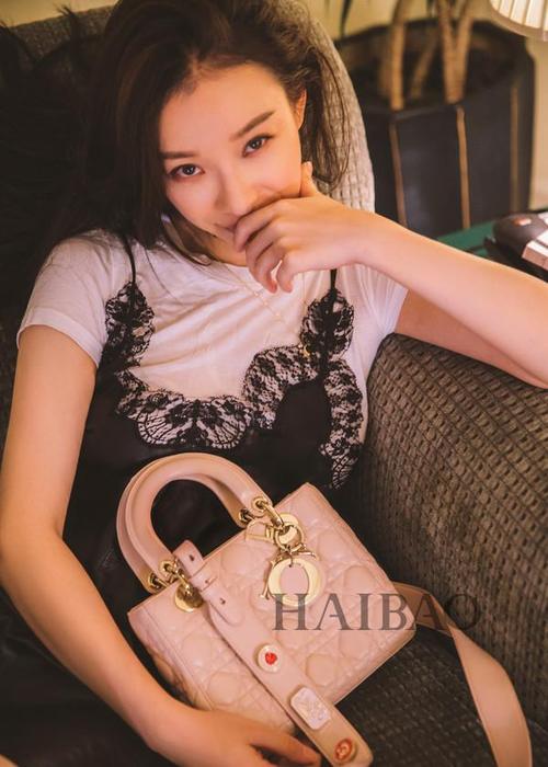 王菲倪妮扎堆生日,为啥狮子座总能轻松驾驭女王范?