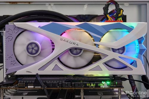 盈通rx6800xt樱瞳花嫁评测淡雅芬芳自带仙香