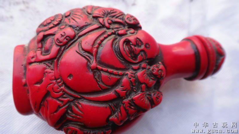 老红珊瑚鼻烟壶