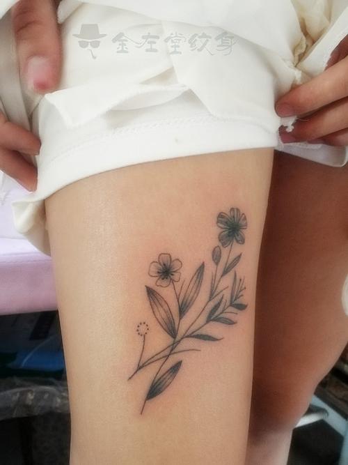 大腿淑花纹身小清新文身金左堂纹身河南安阳tattoo