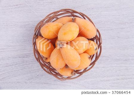 图库照片: loquat fruit