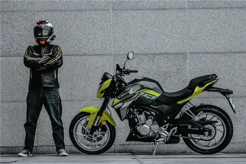 鲜肉街跑再进化力帆kps250评测