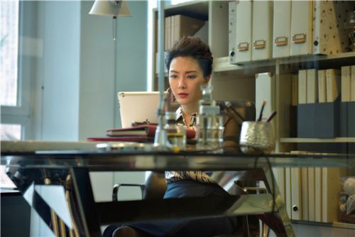 陈数饰史上最时尚经纪人 花式造型虐幂峰恋