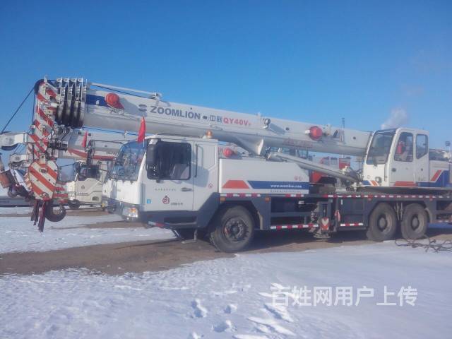 中联40吨吊车2012年4月份出厂