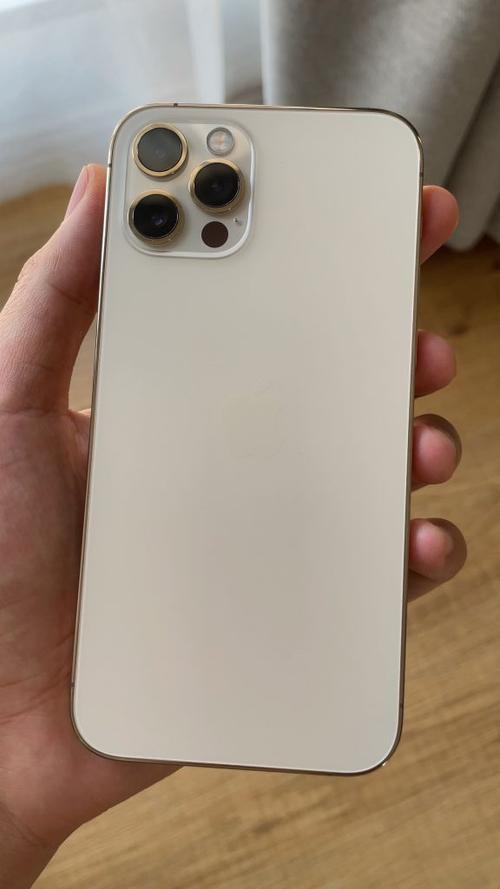 出售iphone 12 pro金色512g美版原生无锁