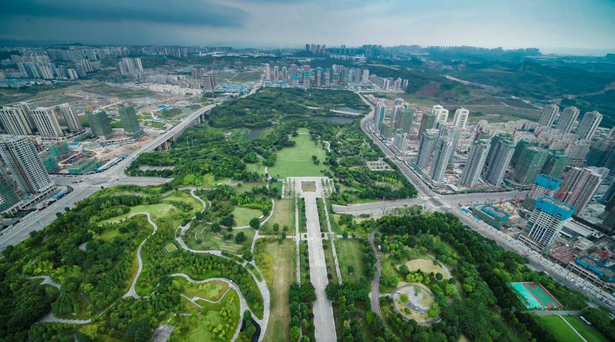 新闻资讯 最新资讯 正文   这其中,景粼玖序作为龙湖在中央公园的首作