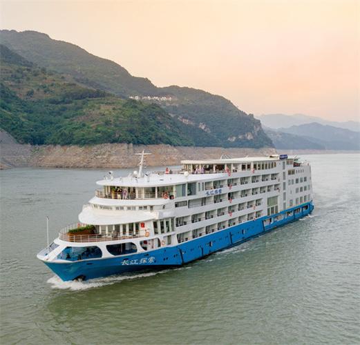 三峡选船攻略三峡豪华游轮价格较贵和最便宜分别是哪几艘