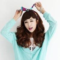 qq头像女生戴头饰精美服装