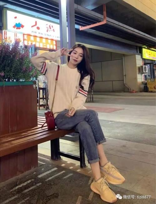 椰子鞋搭配什么裤子穿好看