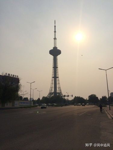 家里四个孩子从邹平老家带出来,就在胜利油田钻井院做了烧锅炉的工作
