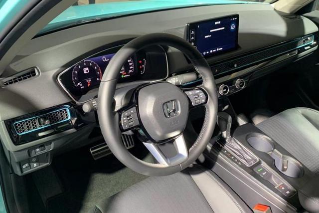 广汽本田型格实车亮相外观时尚犀利个性配色为主打