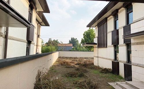 通州区 草寺500号院二区28号楼1至2层01(天鸿颐景别墅