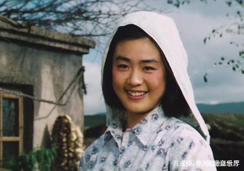 《牧马人》时隔30年再次爆火,主演丛珊58岁依旧知性