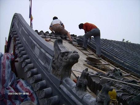 砖瓦木结构修缮以及油漆彩画古建筑挂瓦,油漆彩绘;; 古建筑挂瓦; 屋面