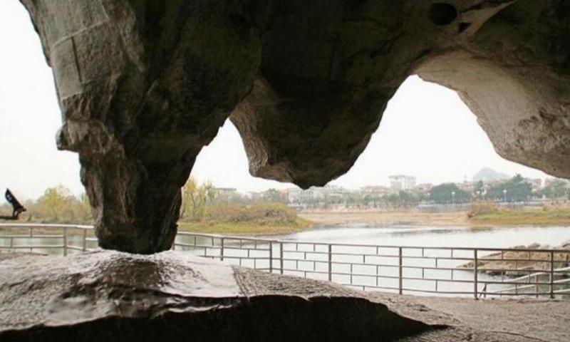 叠彩伏波景区(4a)