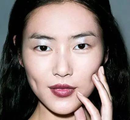 单眼皮难妆容?学学安昭熙如何做的