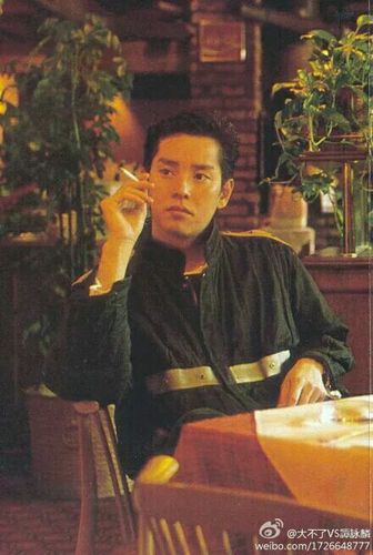 永远25岁的谭咏麟
