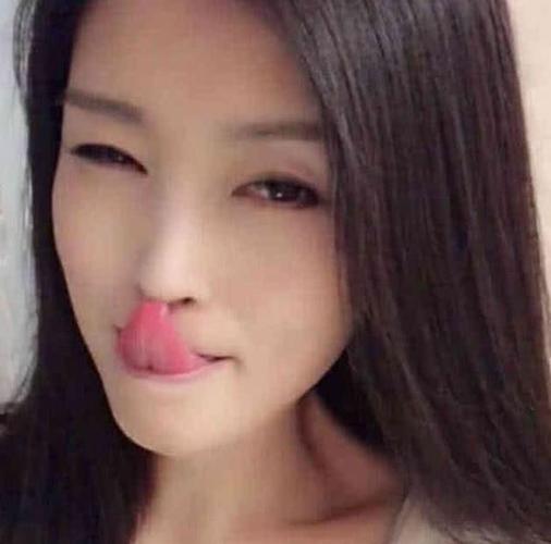 抖音"妖精西施"火了,张嘴吐舌"妖气"十足,网友:把持不