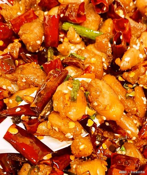 辣子鸡的家常做法,小白也能复刻出来,超级下饭