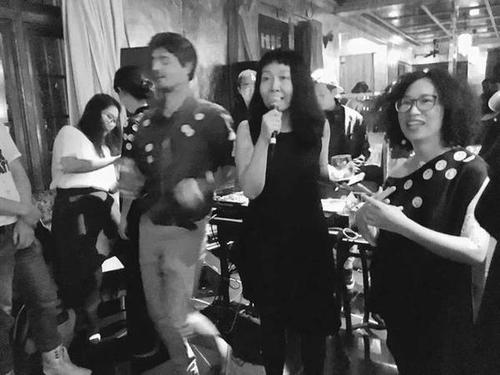 某种程度上,是雍福会"收留"了weiwei,这个出生于新疆库尔勒,后游学又