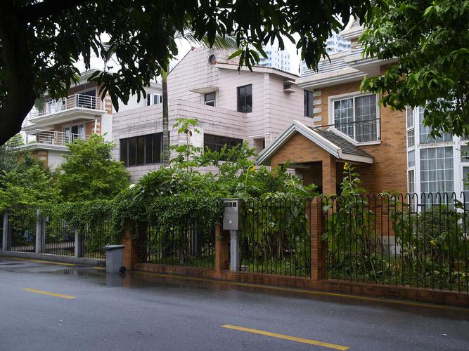 雨后的广州珠江花园