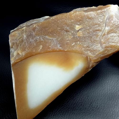 820g且末糖白玉山料红糖白羊脂玉山料原石牌子挂件把件精品糖白料