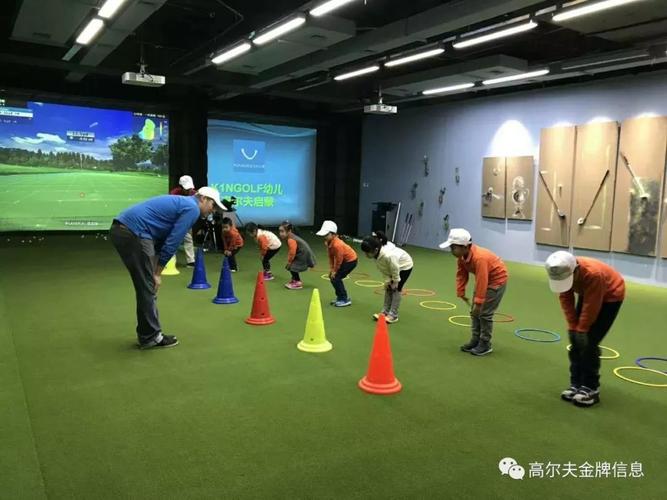 球友特惠 120元/场/18洞 球馆的装修设计风格将高尔夫与艺术相结合