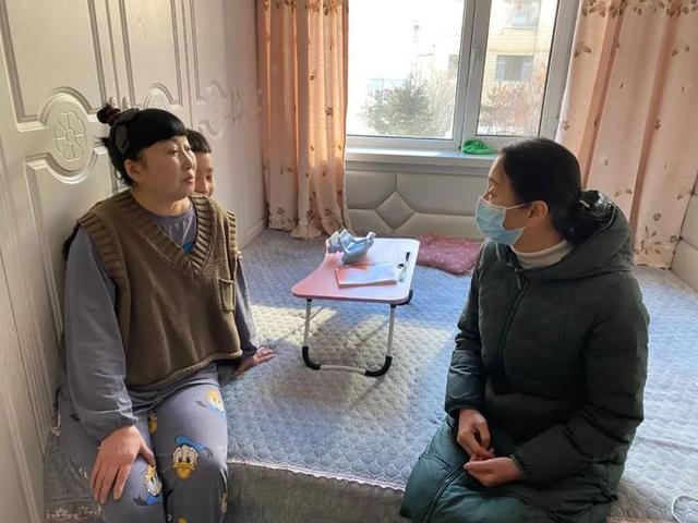 岁寒情深暖意浓巾帼关爱迎新春敦化市妇联开展春节前走访慰问活动