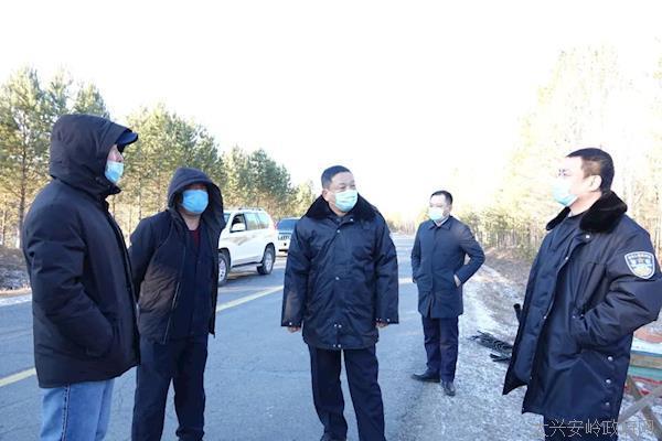 塔河县委书记周魁伟,塔河县(局)长宋波深入基层检查指导清明防火工作