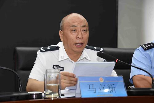 石家庄市交管局召开全市道路交通事故预防 "减量控大"