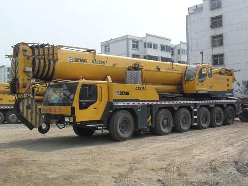 qay200吨起重机