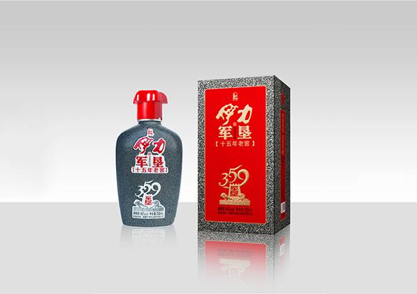 伊力军垦白酒包装
