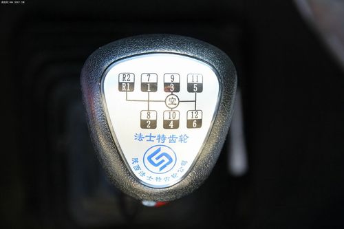 北奔重汽 北奔v3m 重卡 350马力 6×4 牵引车 nd4250b38j7z00