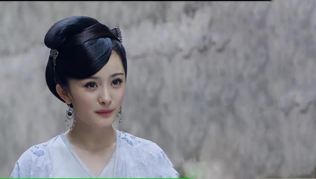 玲珑(杨幂饰演)