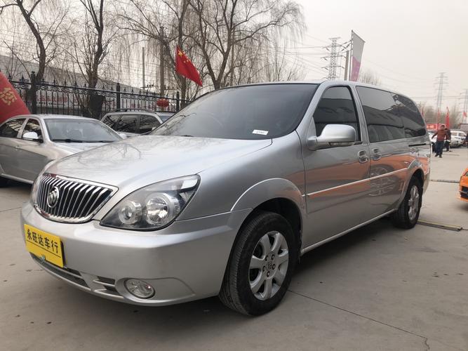 【太原】2009年3月 别克gl8 2006款 陆尊 3.0l lt 豪华版 自动档