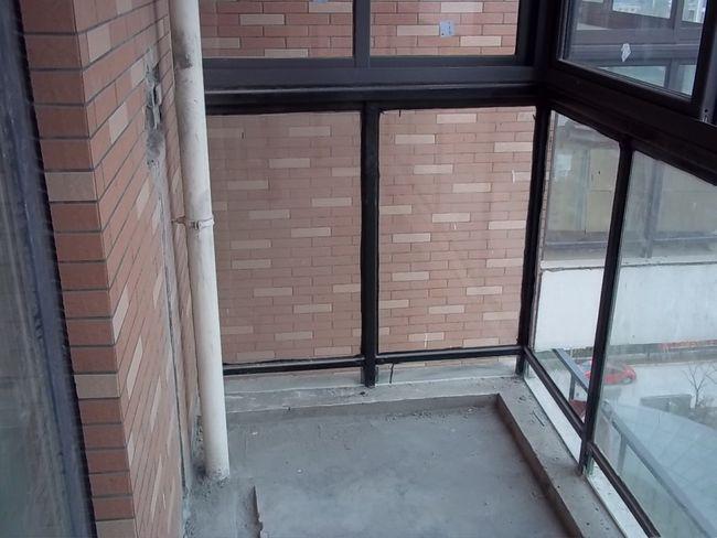 开发商赠送设备平台,售楼小姐:赚了!装修直接砸,能多间房!