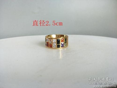 老凤祥18k宝石戒指03