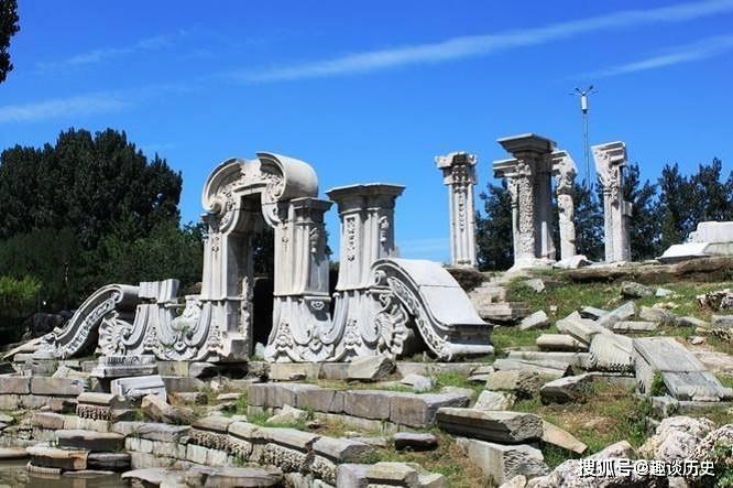 圆明园被烧之后左宗棠和曾国藩反应差别太大爱国程度一目了然