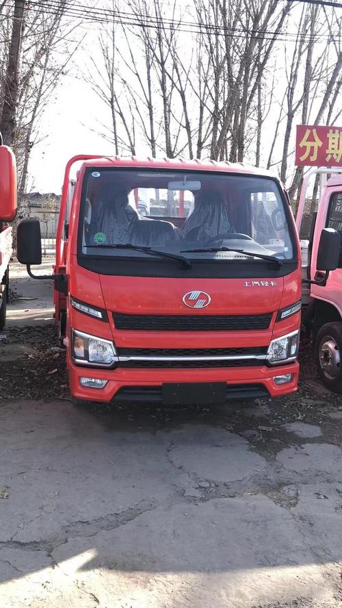 跃进小福星新款s100介绍汽柴油两款可上京牌15和18两个排量