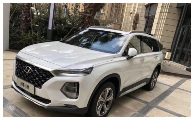 北京现代suv的销量支柱,大7座,2.0t引擎,suv界的强者