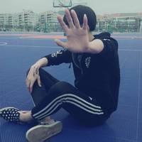 qq情侣盘腿背影头像:红色的爱