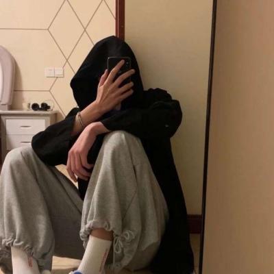 小红书男生好看头像