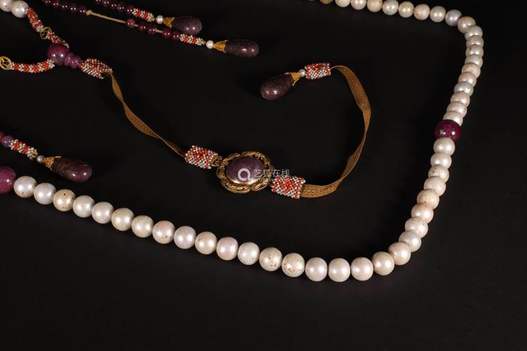 清代 东珠朝珠-【成交 价格 图片】