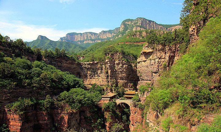 石家庄一4a名山景观丰富多彩群峰巍峨是避暑的绝好去处