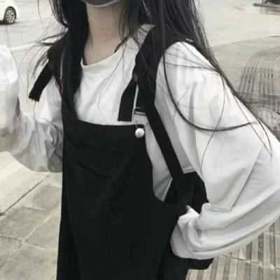 微丧·不露脸·真人女生头像:珍惜所有的不期而遇,看淡所有的不辞而别