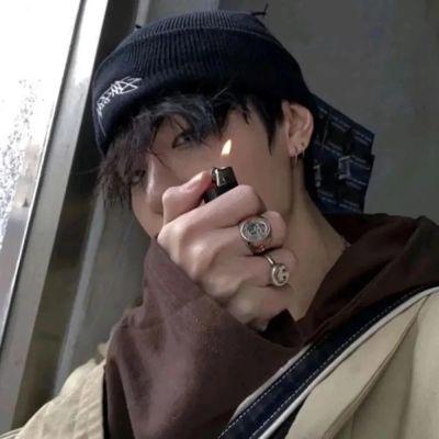 帅气男生头像霸气高冷真人男生超拽微信头像图片大全