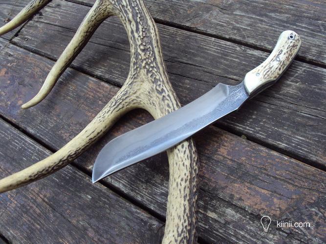 波兰刀匠giedymin的手工刀,大刀片,木材或鹿角制作的刀把,虽然不完美