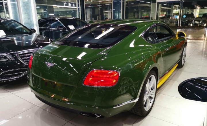 宾利 欧陆 2015款 4.0t gt v8 标准版